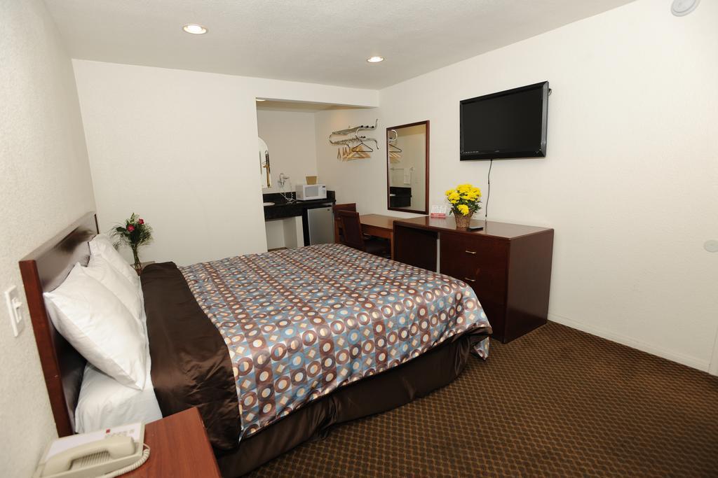 Victoria Motel Ventura Room photo