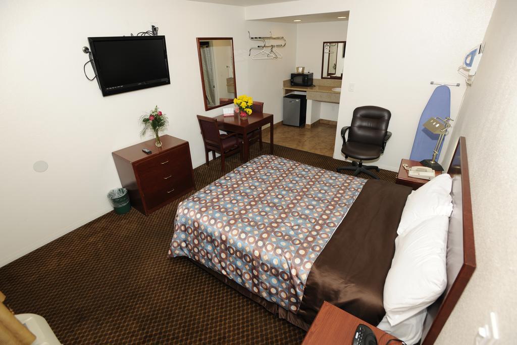Victoria Motel Ventura Room photo